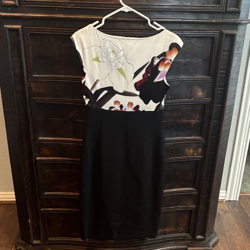 Elie Tahari Nordstrom Floral & Black Dress size 4 - Picture 3 of 3